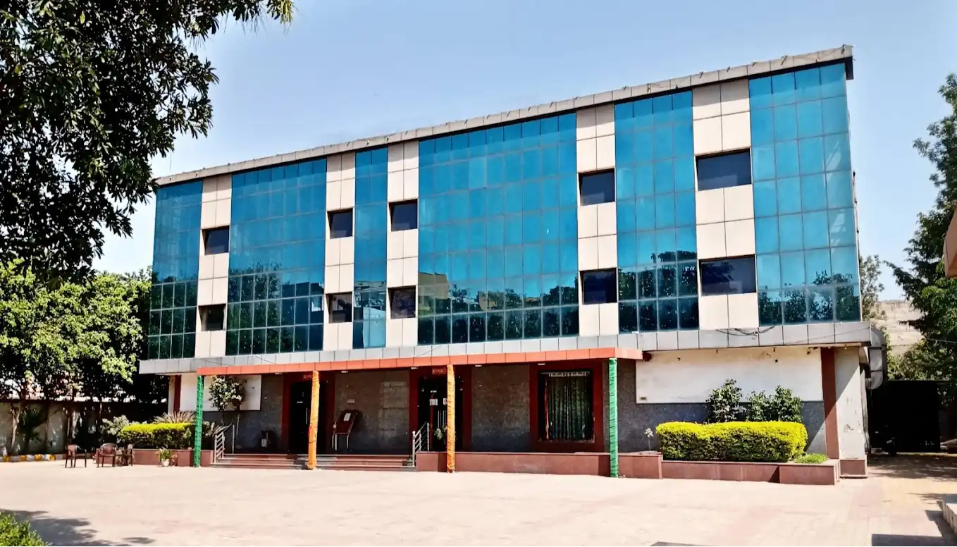 Grand Metro Hotel